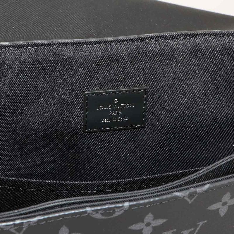 Louis Vuitton Monogram Eclipse District MM NM Shoulder Bag Black M44001 90295932