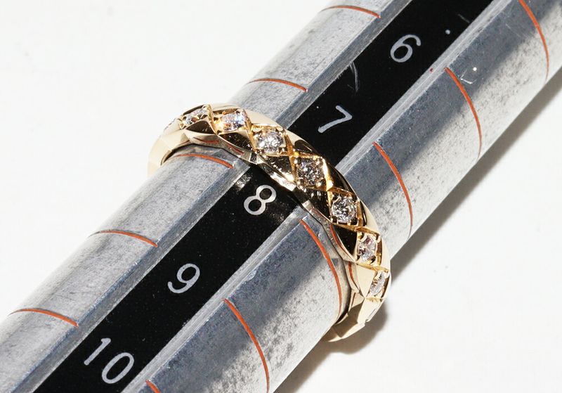Chanel Ring 18K Yellow Gold 18P Diamonds (approx 035ct) Coco Crush Ring Mini