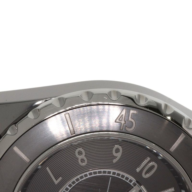 Chanel H2978 J12 33mm (130in) Chromatic Watch Titanium/ceramic Ladies