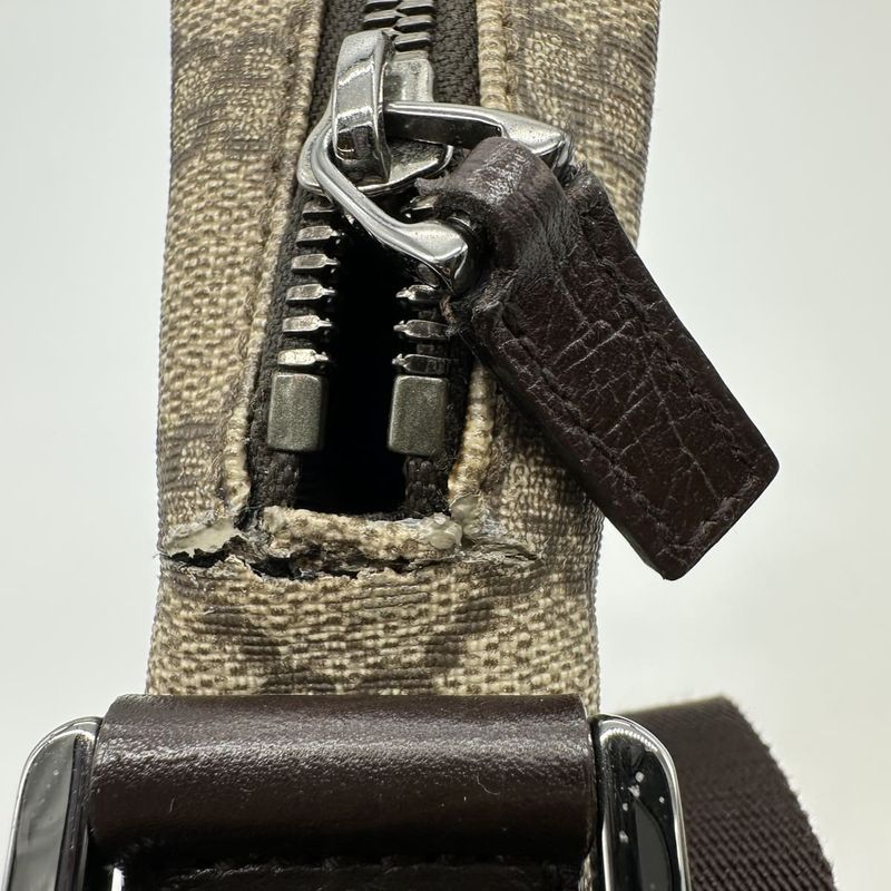 Gucci 122754 Shoulder Bag GG Supreme Brown Beige Ladies Men Fashion Vintage