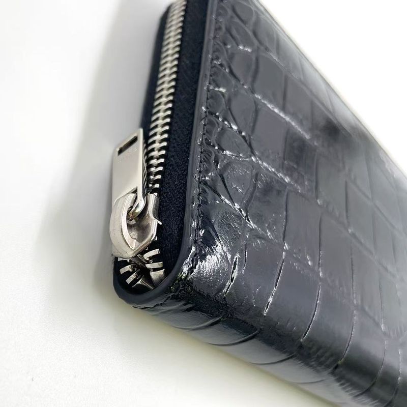 Celine Logo Leather Round Zip Leather Black Wallet Silver