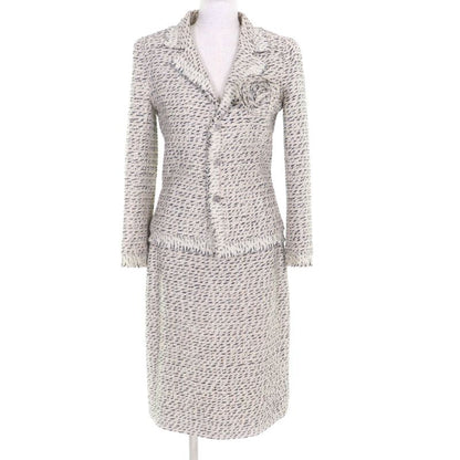 CHANEL Vintage 04A P23949/p23976 Tweed Jacket + Skirt Setup Suit With