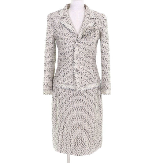 CHANEL Vintage 04A P23949/p23976 Tweed Jacket + Skirt Setup Suit With