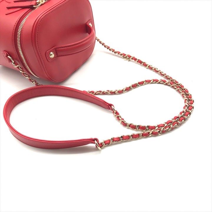 Chanel CC Logo Quilted 2-Way Vanity Hand Chain Shoulder Bag Crossbody Red