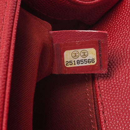 Chanel Boy Chanel V-stitched Chain Shoulder Caviar Skin Red (gold Hardware)