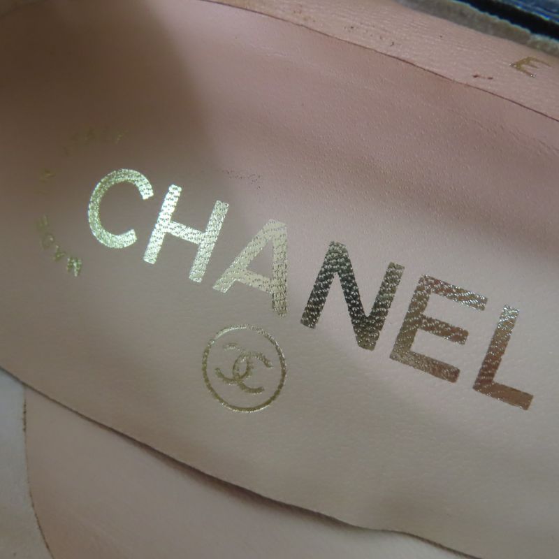 CHANEL G28461 Beautiful Legs Coco Mark Stitching Round Toe Leather Pumps 12cm