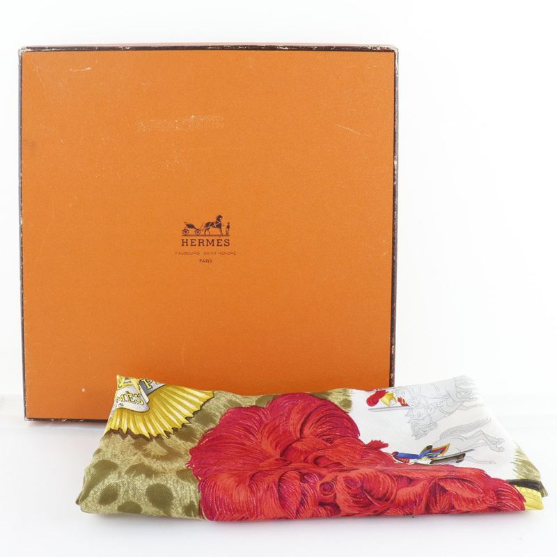 Hermes Carré 90 Casques Et Plumets Helmet And Feathers Silk Yellow Women's Scarf