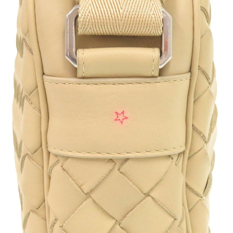 Bottega Veneta Intrecciato Leather Beige Shoulder Bag 1343 Bottega Veneta