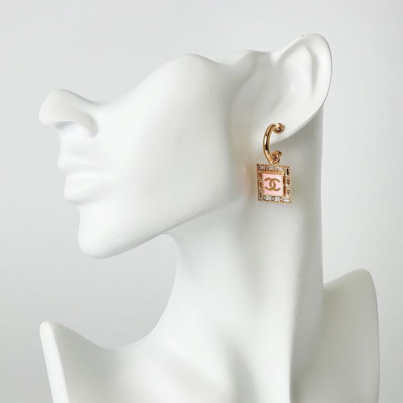Chanel Earrings Stud Earrings Gold/pink