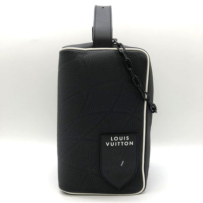 Backpack / Louis Vuitton Cloak Dop Kit 2022 FIFA World Cup Limited Edition