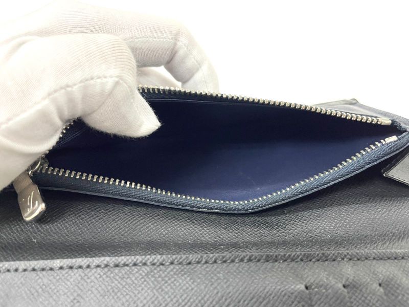 Louis Vuitton Taiga Portefeuille Alexandre NM Long Wallet M64597 Noir Black