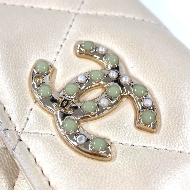 Chanel Matelasse Trifold Wallet Lamb Skin Ap2809 White Gold Hardware Coco Pearl