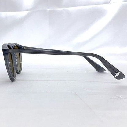Gucci Sunglasses in Gray Brown Gg0120