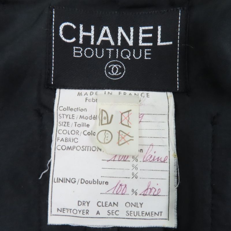 CHANEL Vintage Wool 100% Silk Lining No Collar With Coco Mark Gold Buttons