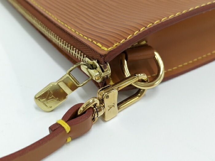 Louis Vuitton Pochette Accessoire Handbag Epi Leather Jibang Gold M52948