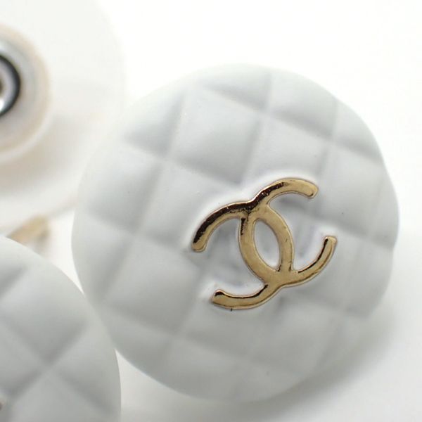 Chanel Earrings A19C Coco Mark Matelasse White Mini Chanel