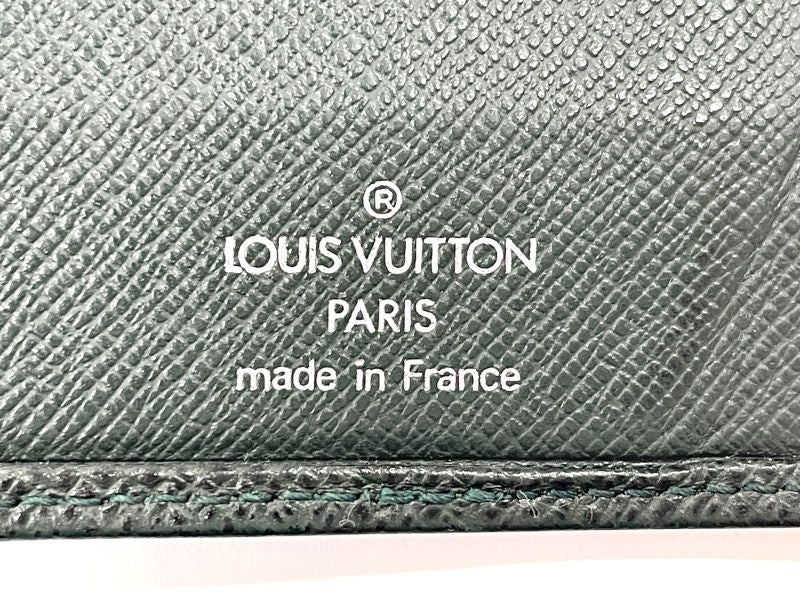 Louis Vuitton Taiga Porte Barrule Carte Cles Di Long Wallet M31002 Epi Cair