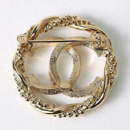 Chanel Brooch Gold