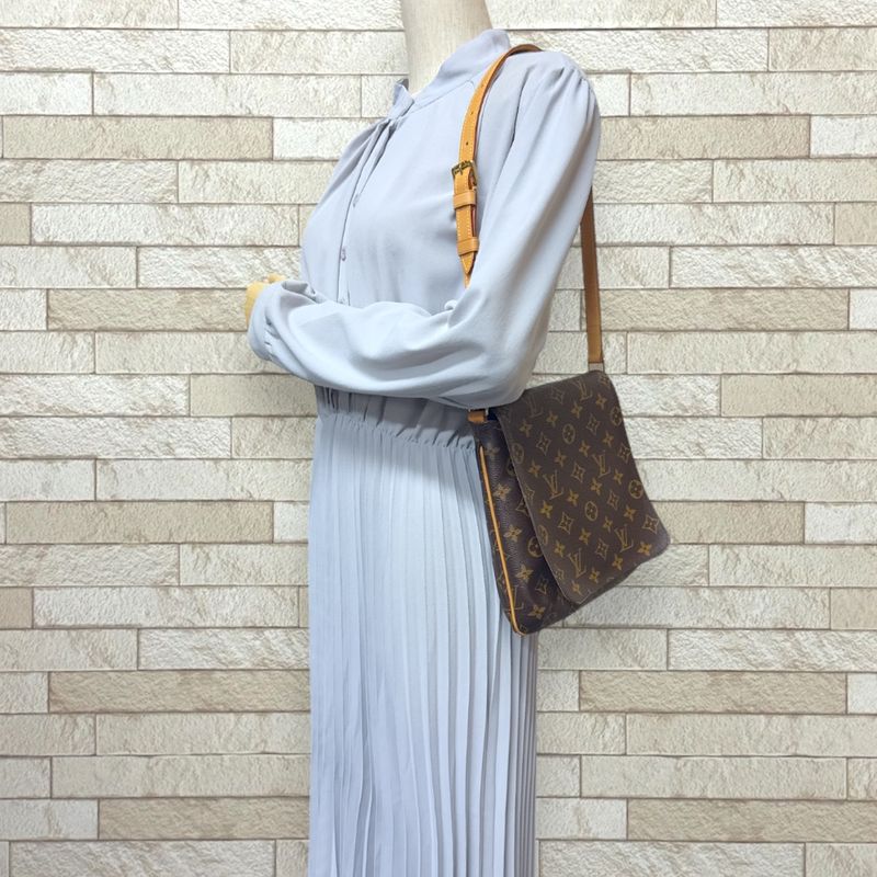 Louis Vuitton Musette Salsa Monogram Shoulder Bag Monogram Canvas M51258 Brown