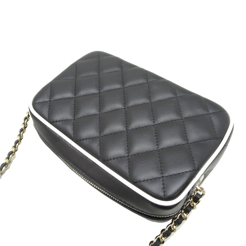 Chanel Chanel Shoulder Bag Quilted Chain Clutch Ap4516
