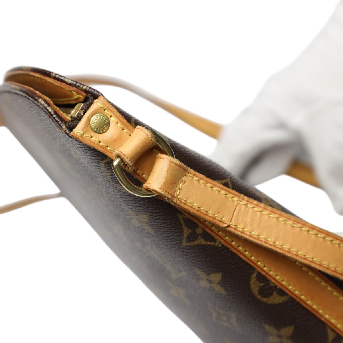 Louis Vuitton Monogram Shoulder Bag Drew