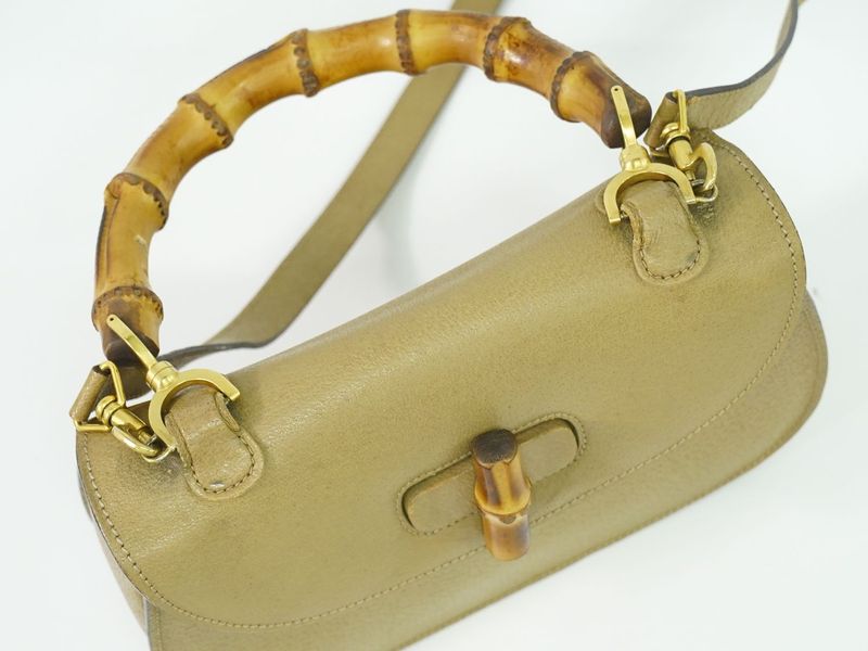 Authentic Gucci Bamboo 2WAY Shoulder Bag Handbag Pochette Leather Beige Bamboo