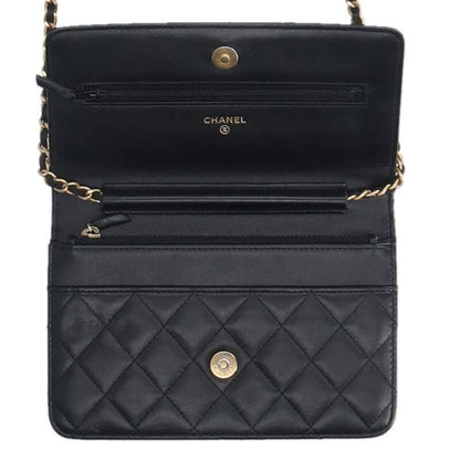 Chanel Egypt Limited Edition Lamb Skin Chain Wallet Women