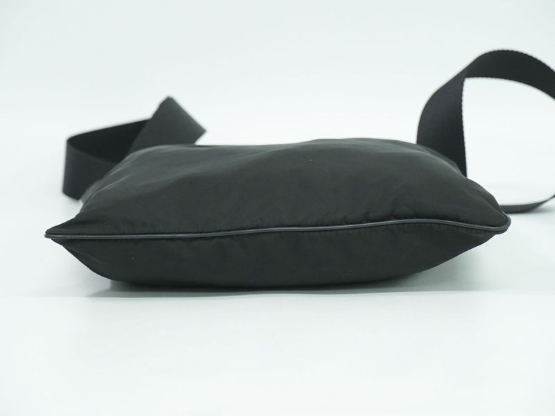 Authentic Prada Nylon Shoulder Bag Pochette Black Bag Pre-owned [follow-up