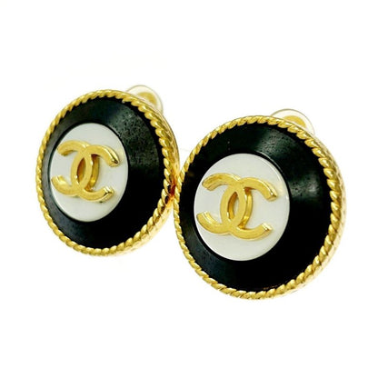 Chanel GP Shell 97p Coco Mark Round Earrings Gold Black 362540 Earrings