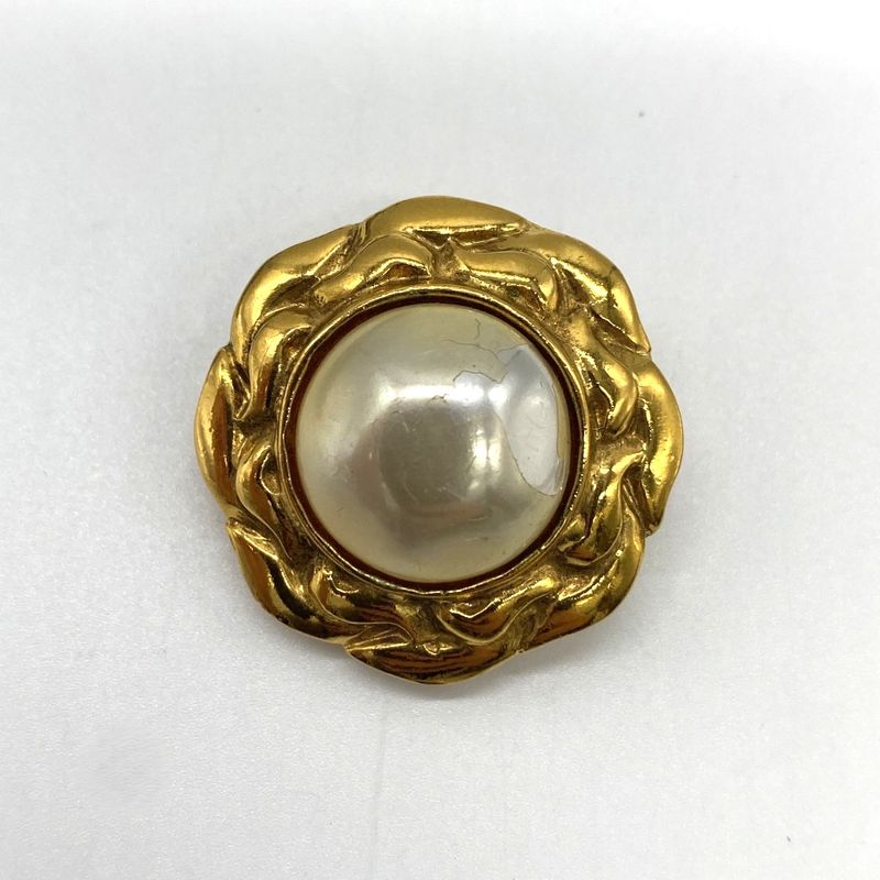 Chanel Earring Faux Pearl Gold Ladies