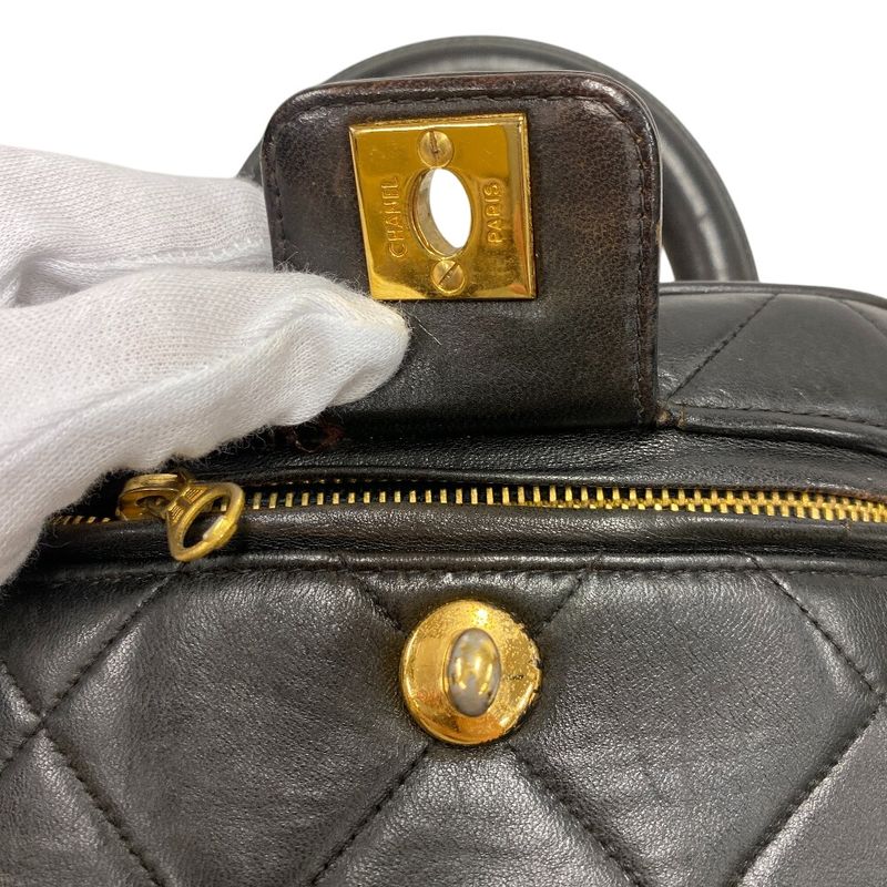 Chanel Coco Mark Turnlock Vanity Bag 4th Matelasse Handbag Bag Cabasn Brand