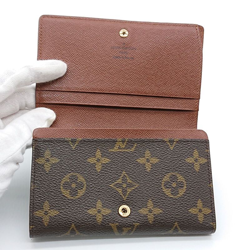 Louis Vuitton Mid-size Folded Wallet With Monogram Portmonnais Biers Trésor