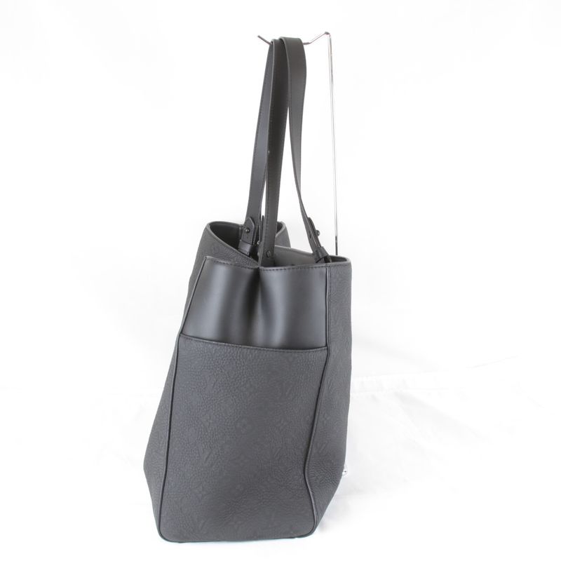 Louis Vuitton Sac Pla 24H M21865 Tote Bag Taurillon Monogram Black Luxury