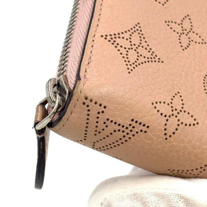 Louis Vuitton Zippy Wallet Mahina Magnolia Leather Light Pink Round Zipper Long