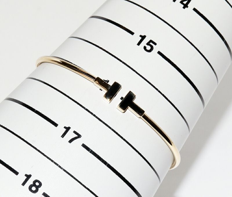 Tiffany & Co Bracelet Bangle 18K Yellow Gold T Narrow Wire Bracelet Large
