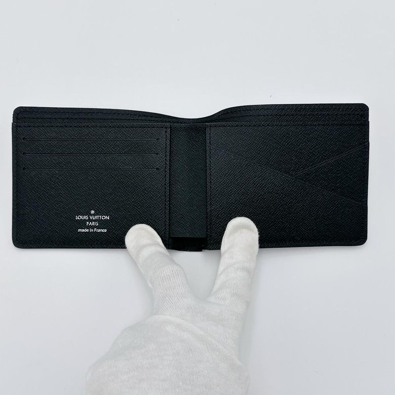 Louis Vuitton M60662 Epi Portefeuille Multiple Fold Wallet Louis Vuitton Black