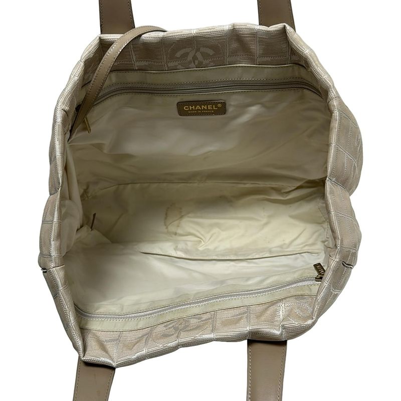 Chanel New Travel Line Tote MM A15991 Beige Leather