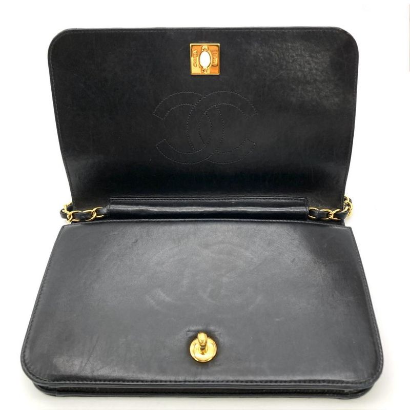 Chanel Matelasse Chain Shoulder Bag Lambskin Black Gold Hardware