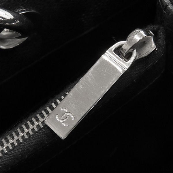 Chanel Gst Tote Bag Caviar Skin Black Silver Hardware Black Matelasse Chain