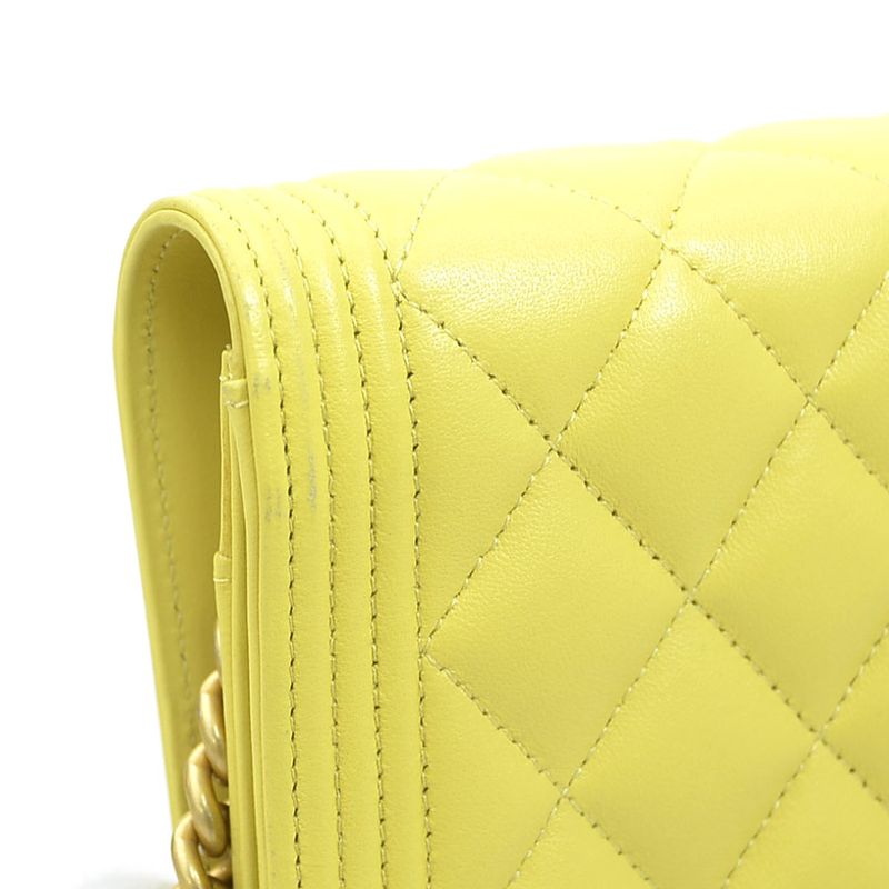 Chanel Chain Wallet Crossbody Shoulder Bag Boy Chanel