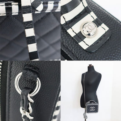 Chanel CC Filigree-chain Shoulder Bag White Black Svhardware Matelasse