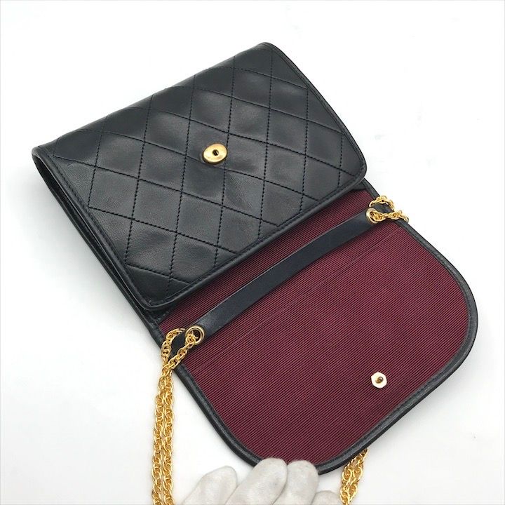 Chanel CC Logo Mini Quilted Chain Shoulder Bag Pouch Black