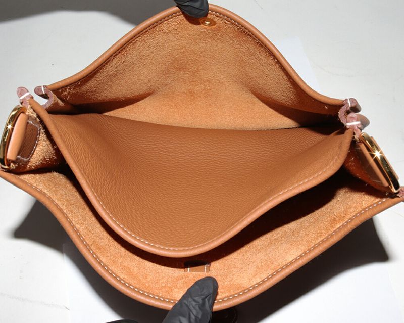 Hermes Shoulder Bag Evelyn 3PM Trois Taurillon Cles Mance Gold Hardware