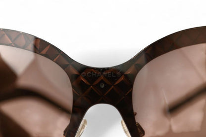 Chanel Sunglasses Chanel Eyewear Matelasse 4165 C.378 73 120 3N Polarized Women