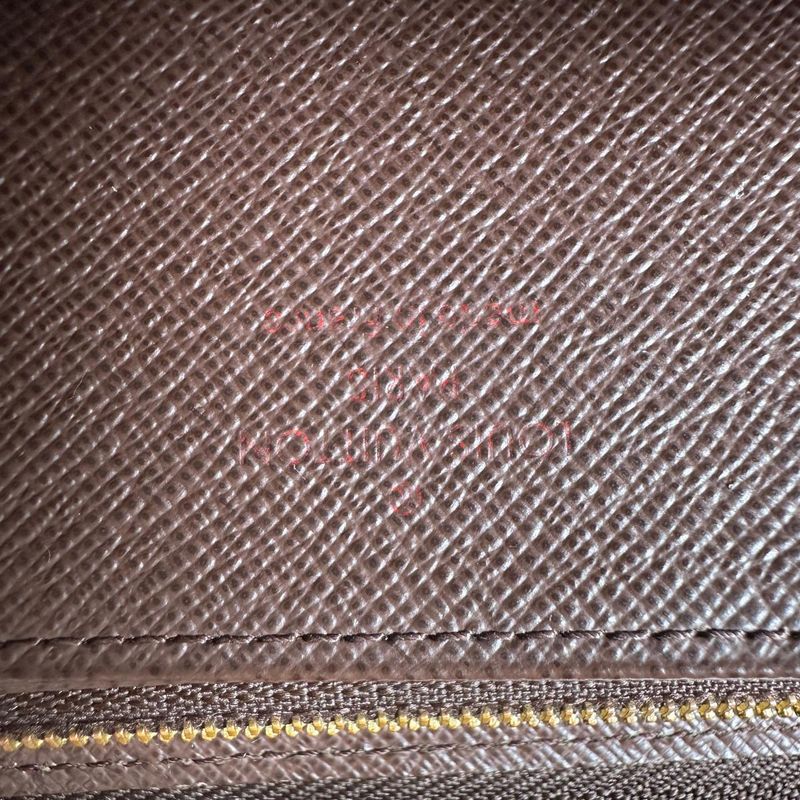 Louis Vuitton N41661 Damier Long Wallet Zippy Wallet Long Wallet Louis Vuitton