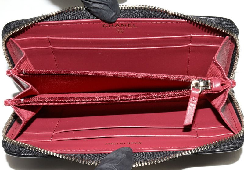 Chanel Round Zipper Wallet With Coin Purse Coin Case Chanel 19 Line Lambskin