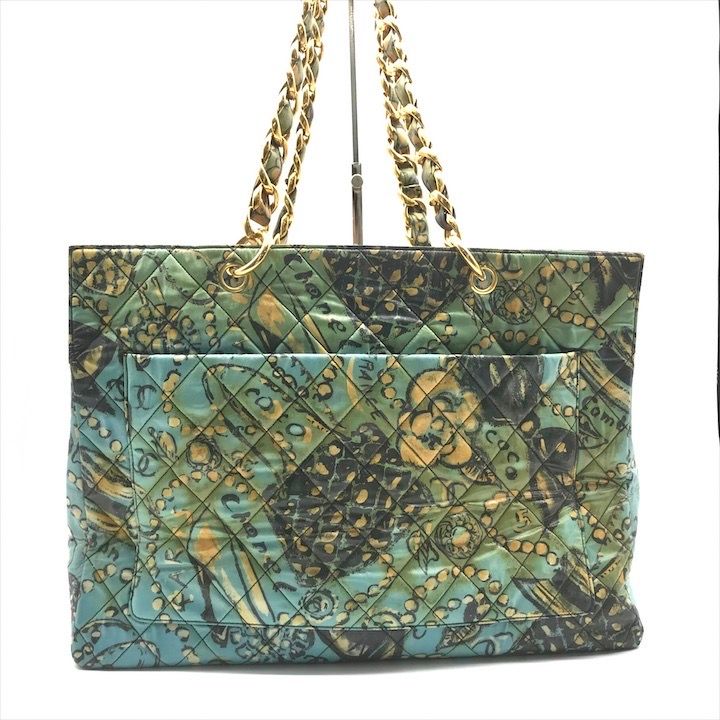 Chanel Big CC Logo Quilted Vintage Chain Hand Tote