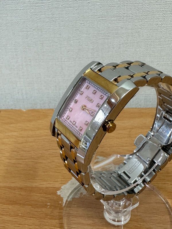 Fendi 7000l Quartz Watch Shell Dial Diamonds Working A25-2017