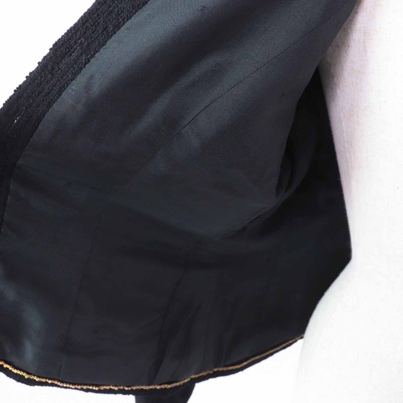 CHANEL Vintage Wool 100% Silk Lining No Collar With Coco Mark Gold Buttons