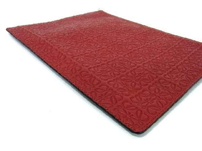 Loewe Repeat Anagram Leather Clutch Bag Second Bag Red And Blue Au5558